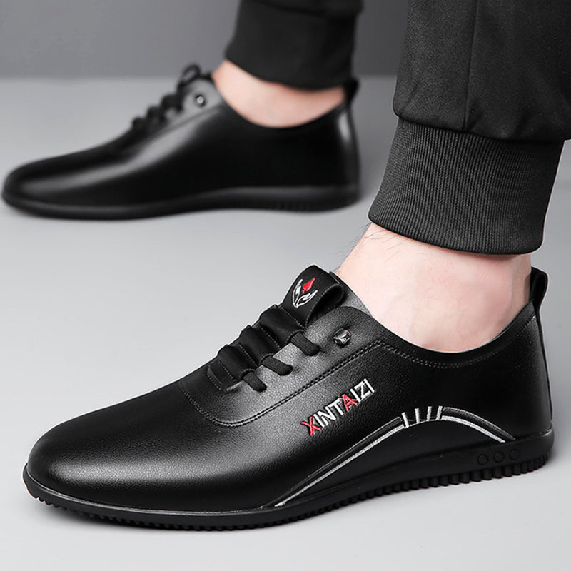 Men’s Lace-Up Comfort Shoes