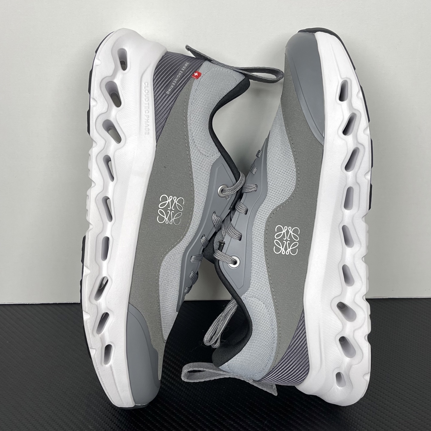On Cloudtilt 2 x LOEWE Grey