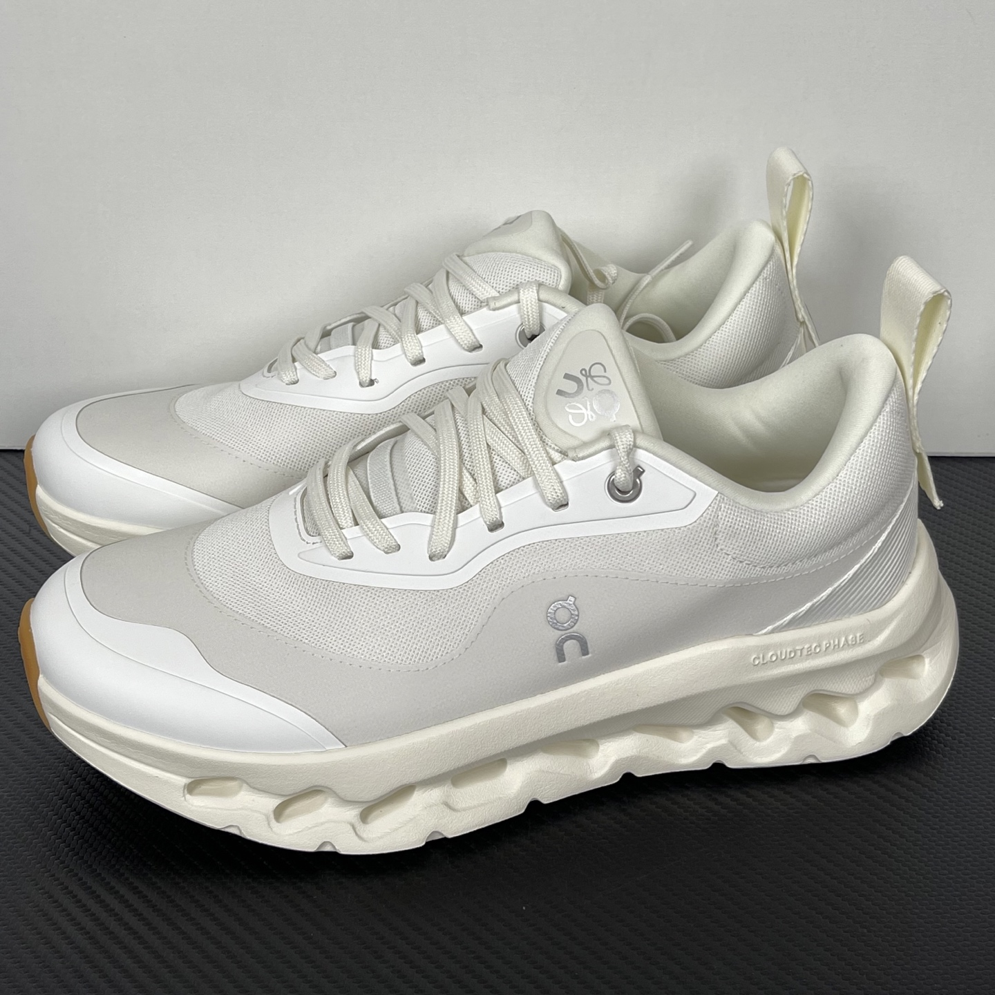 On Cloudtilt 2 x LOEWE White