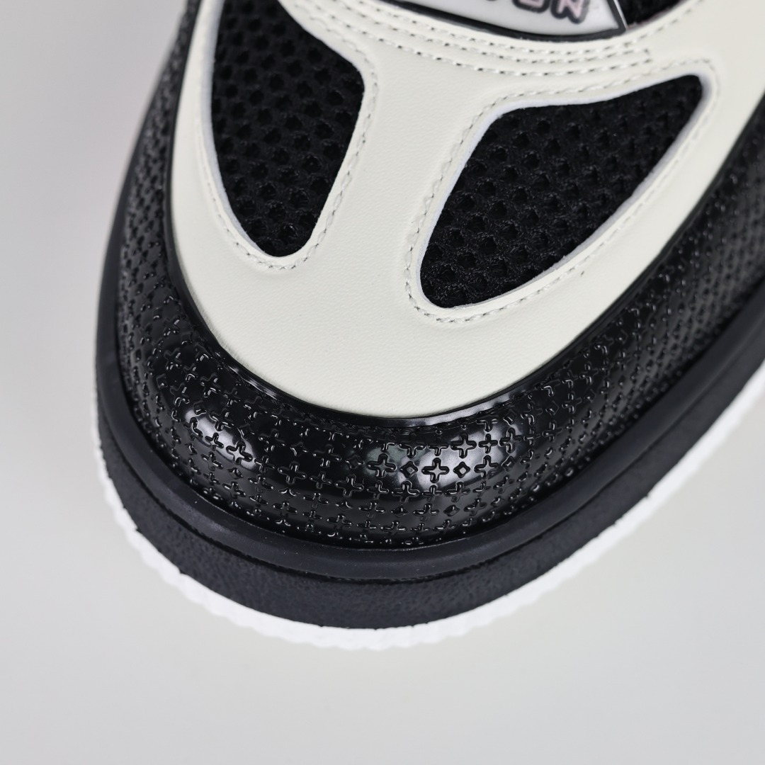 Lv Skate Sneaker Black Pink