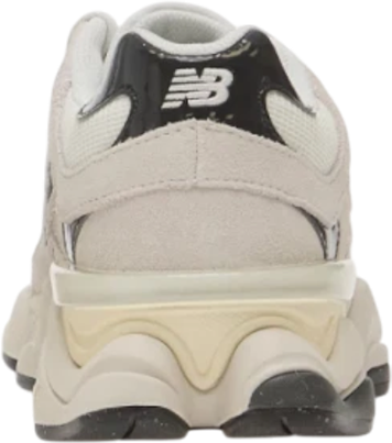 New Balance 9060 Sneaker Beige