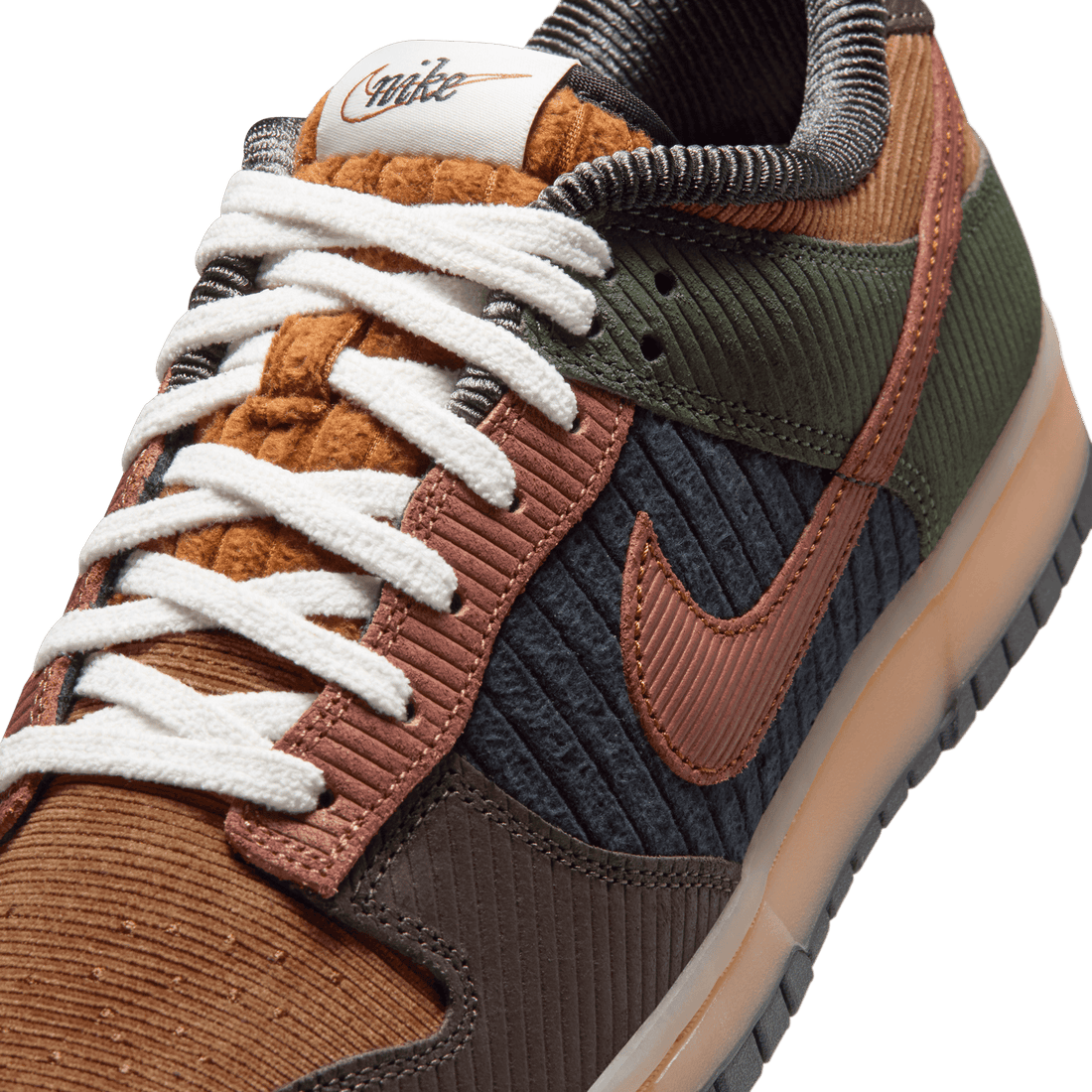 Nike Dunk Low Retro Premium Brown