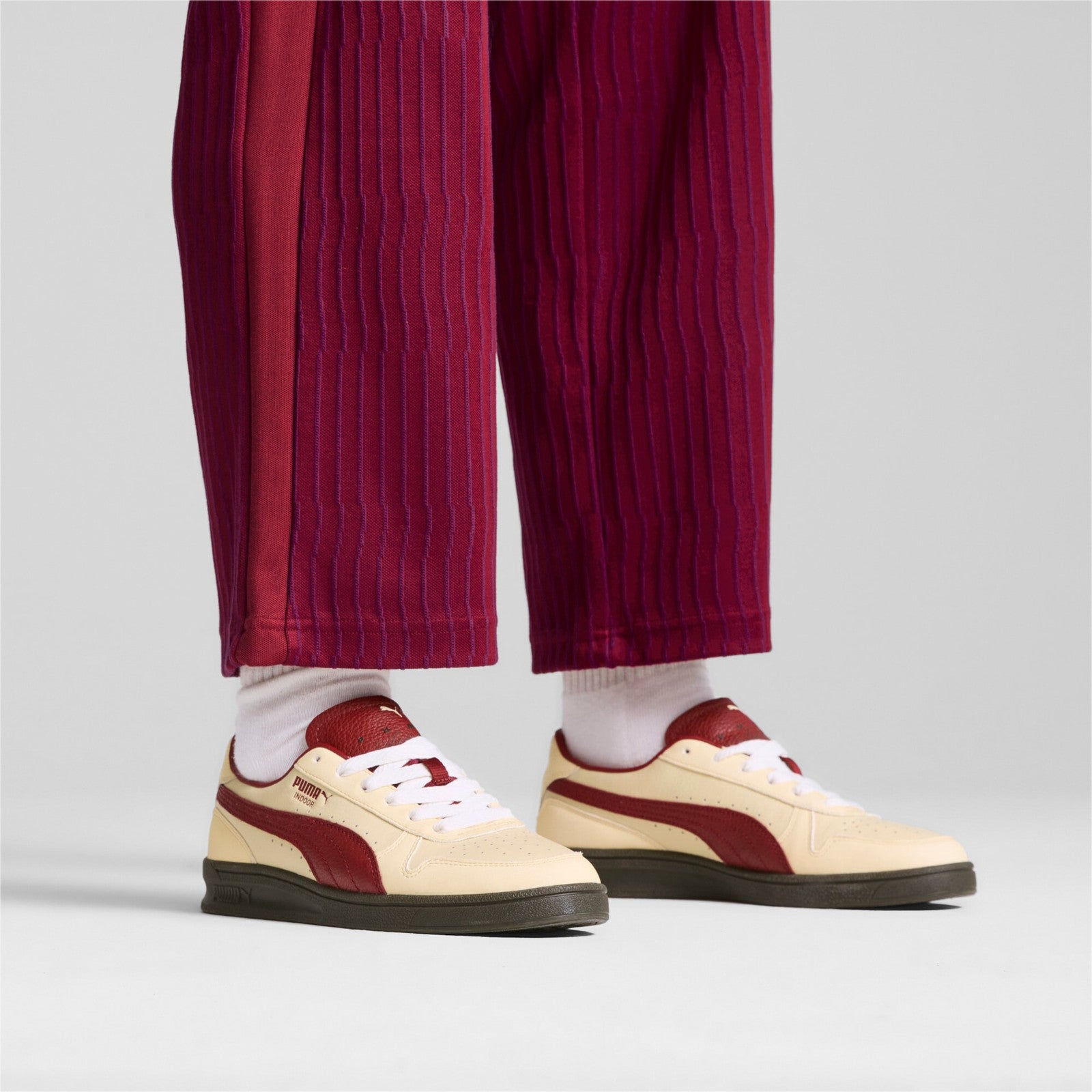 PUMA Indoor Players Lane Sneaker Brown C01