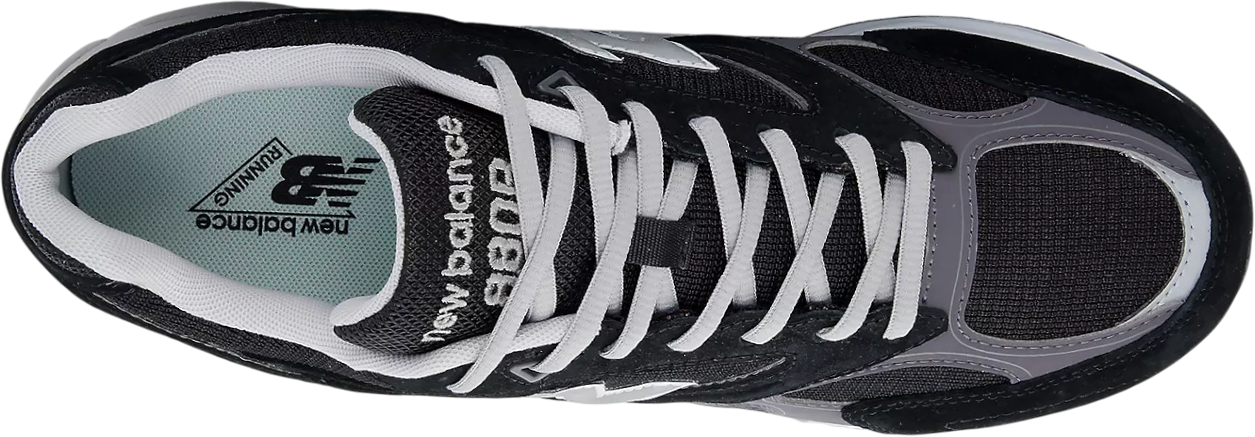 New Balance 880R Black