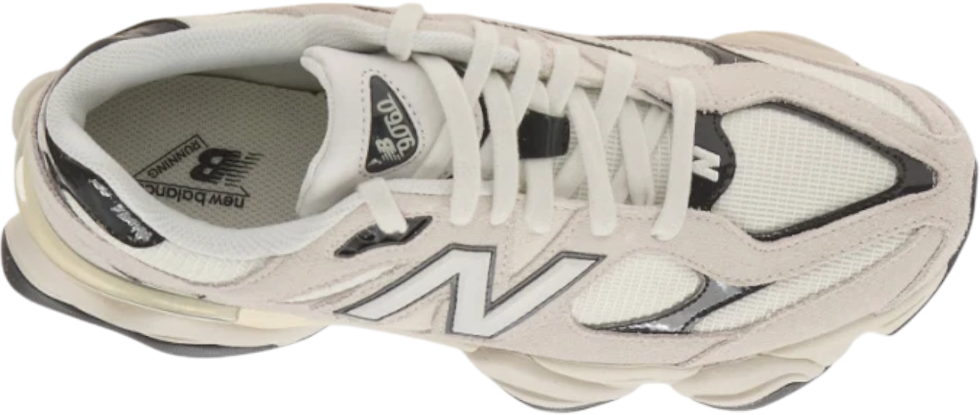 New Balance 9060 Sneaker Beige