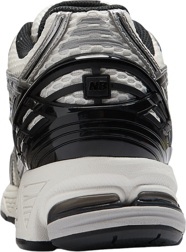 New Balance 1906r Silver