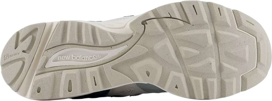 New Balance 880R White